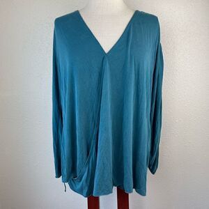 NWT Free People V-Neck Top Size L